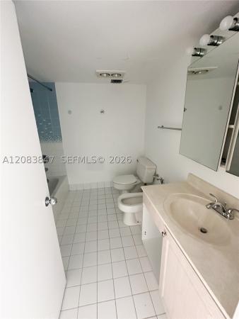 Le Trianon, 6061 Collins Ave #23B, Miami Beach, Florida 33140, image 3