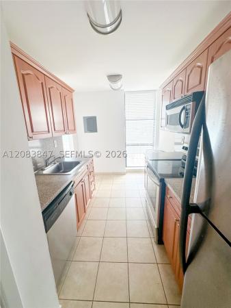 Le Trianon, 6061 Collins Ave #23B, Miami Beach, Florida 33140, image 1