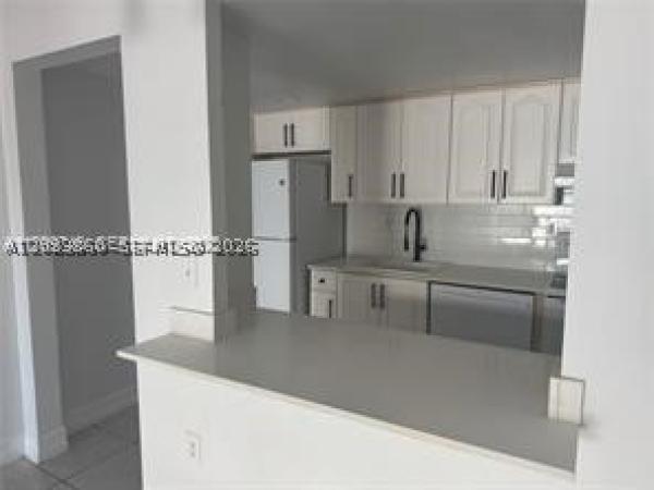 Key Islander, 290 Sunrise Dr #3-A, Key Biscayne, Florida 33149, image 2