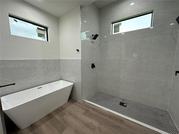 Cape Coral Residential, 3301 NW 5th St, Cape Coral, Florida 33993, image 2