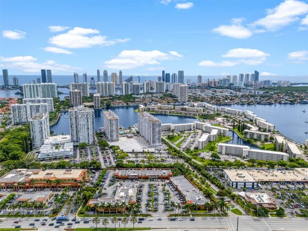 Del Prado, 18071 Biscayne Blvd #PH-04-3, Aventura, Florida 33160, image 1