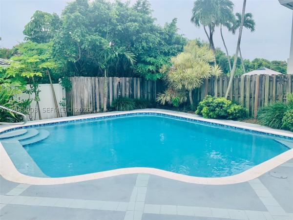 Nautilus, 4555 N Jefferson Ave, Miami Beach, Florida 33140, image 1