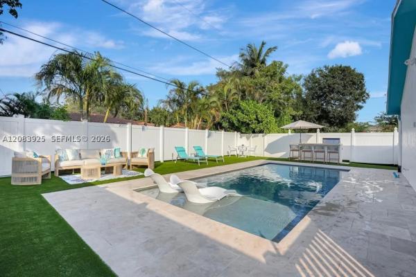 Pine Tree Park, 1319 SW 30th St #A-B, Fort Lauderdale, Florida 33315, image 3