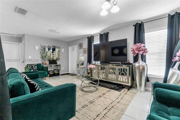 Leslie Estates, 20248 NW 27th Pl, Miami Gardens, Florida 33056, image 3