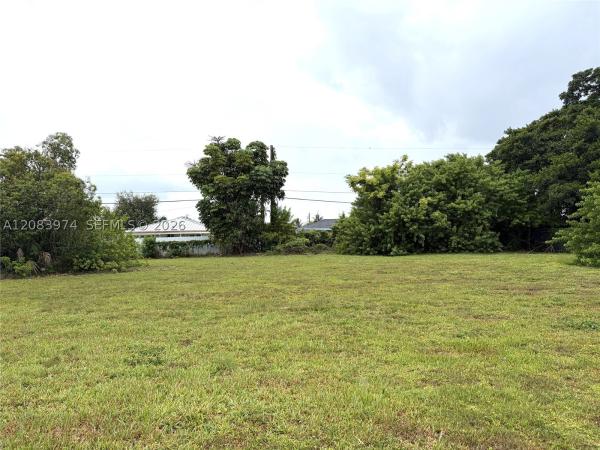 10720 SW 219th, Unincorporated Dade County, Florida 33170, image 2