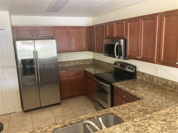 St Moritz Estates, 11503 NW 89th St #215, Doral, Florida 33178, image 2