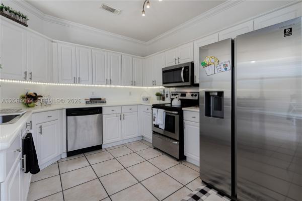 Costa Dorada, 3119 NW 101st Pl, Doral, Florida 33172, image 2