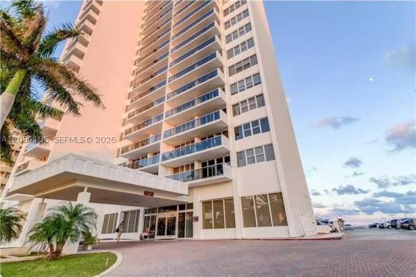 Parker Tower, 3140 S Ocean Dr #1703, Hallandale Beach, Florida 33009, image 3