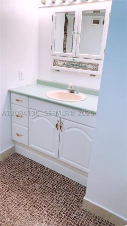 1351 NE Miami Gardens Dr #1425E, Unincorporated Dade County, Florida 33179, image 2