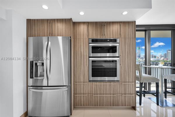 Venetian Isle, 801 N Venetian Dr #1208, Miami, Florida 33139, image 3