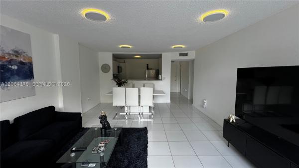 Commodore Plaza Century, 2780 NE 183rd St #303, Aventura, Florida 33160, image 2