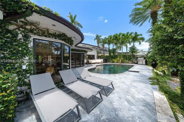1160 NE 91st St, Unincorporated Dade County, Florida 33138, image 1