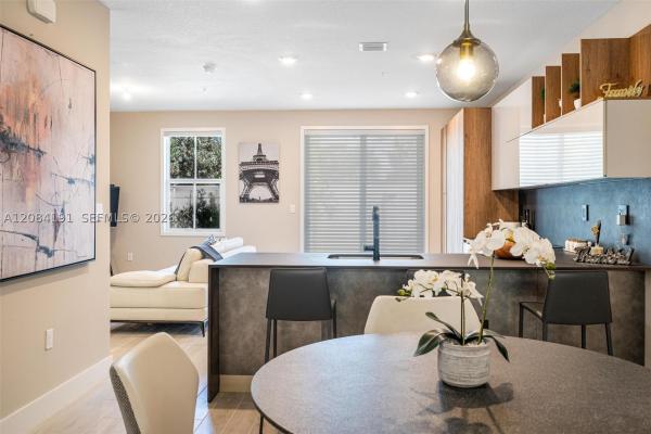 Merrick Square, 17033 SW 1st St #1, Pembroke Pines, Florida 33027, image 2