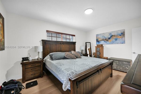 2211 SW 98th Pl, Unincorporated Dade County, Florida 33165, image 3