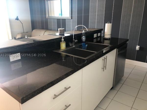Coral Sea View, 1401 SW 22nd St #1103, Miami, Florida 33145, image 3