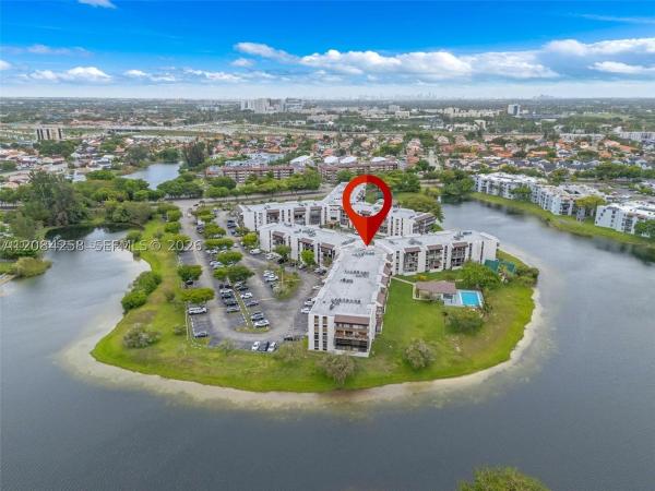 1350 SW 122nd Ave #317, Unincorporated Dade County, Florida 33184, image 1