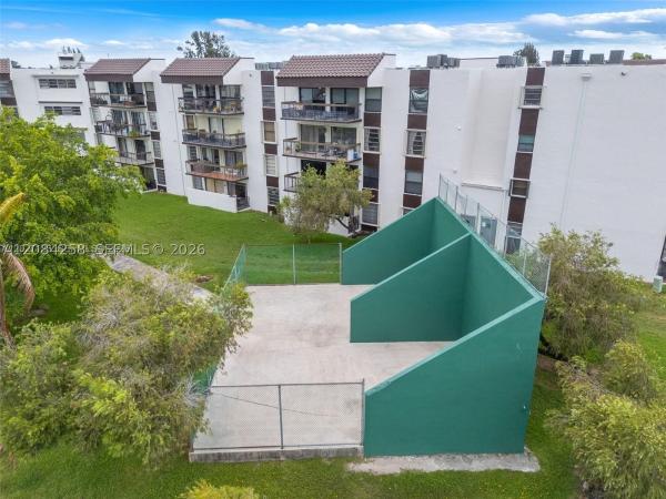 1350 SW 122nd Ave #317, Unincorporated Dade County, Florida 33184, image 2