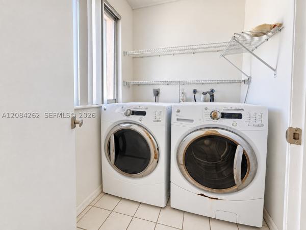 8745 SW 152nd Ave #215, Unincorporated Dade County, Florida 33193, image 2