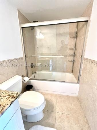 Oceanview Park, 1000 Parkview Dr #527, Hallandale Beach, Florida 33009, image 2