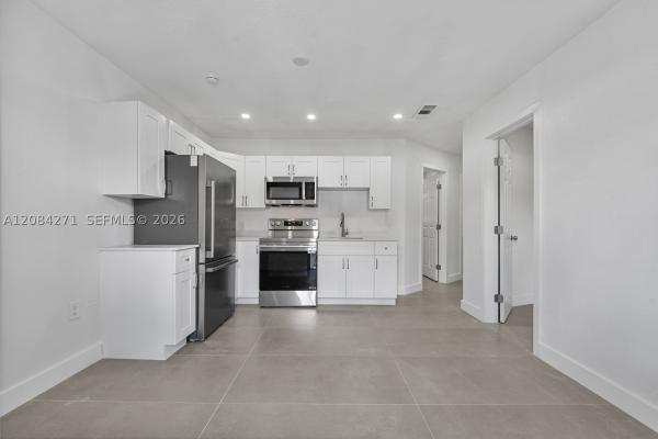 Kenwood, 1849 NW 16th St #B, Miami, Florida 33125, image 2