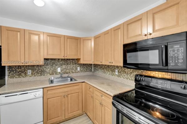 Doral Gardens 2, 4804 NW 79th Ave #102, Doral, Florida 33166, image 3