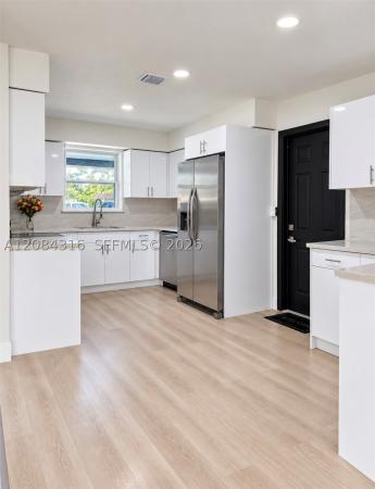 Melrose Manor, 400 SW 31st Ave, Fort Lauderdale, Florida 33312, image 2