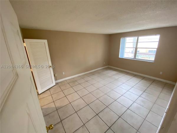 Doral Gardens, 4154 NW 79th Ave #2C, Doral, Florida 33166, image 3