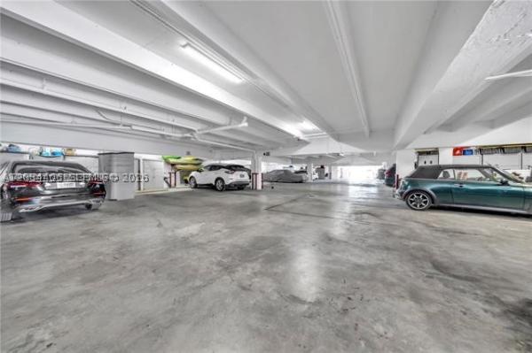 Pelican Landing, 4000 NE 168th St #PH-1A, North Miami Beach, Florida 33160, image 1