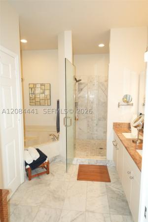Legends, 2706 Kinsington Cir #23-2, Weston, Florida 33332, image 3