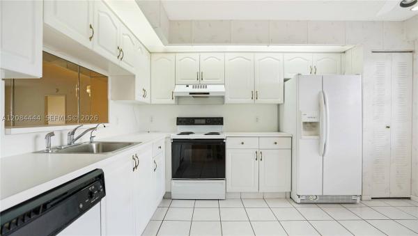 Ivanhoe At Century Village, 13001 SW 15th Ct #405T, Pembroke Pines, Florida 33027, image 1