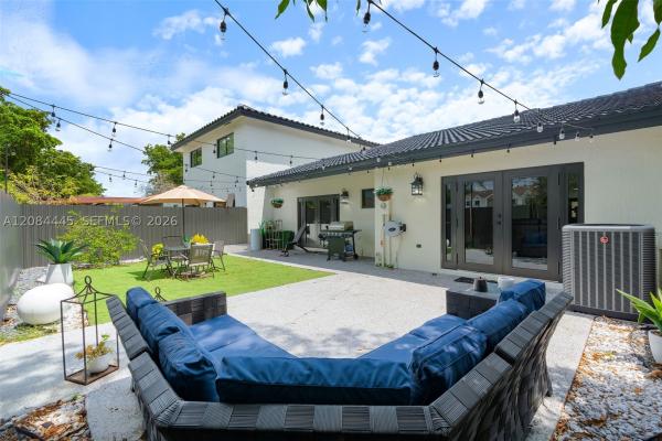 17374 NW 66th Pl, Hialeah, Florida 33015, image 2