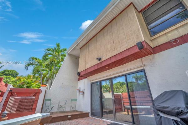 Lakes Of Emerald Hills, 3908 Parkside Ln #229, Hollywood, Florida 33021, image 2