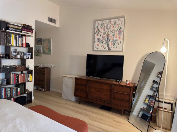 Camino Sheridan Villas, 2308 N 37th Ave, Hollywood, Florida 33021, image 2