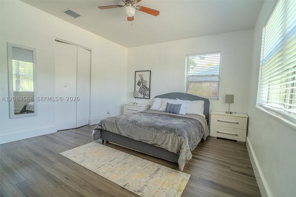 Sunshine Manor, 2533 Wiley St, Hollywood, Florida 33020, image 2