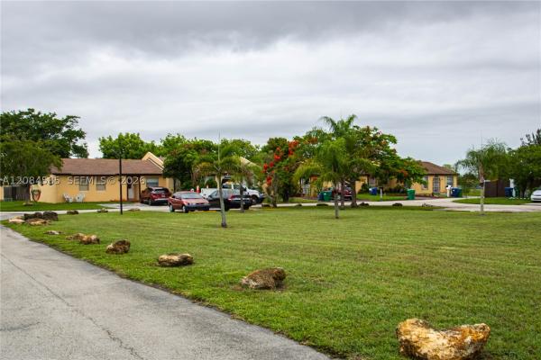 Leslie Estates, Miami Gardens, Florida 33056, image 2