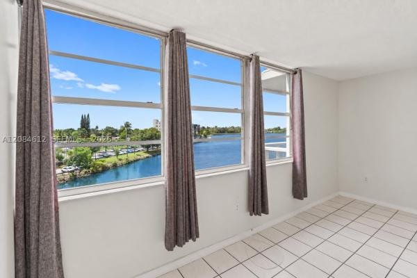1301 NE Miami Gardens Dr #505W, Unincorporated Dade County, Florida 33179, image 3