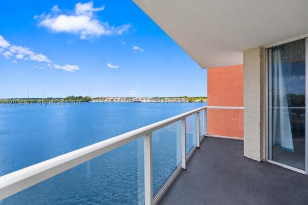1301 NE Miami Gardens Dr #505W, Unincorporated Dade County, Florida 33179, image 2