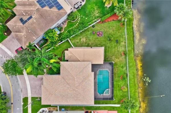 Harborside Estates At Pembroke Shores, 1580 SW 164th Ave, Pembroke Pines, Florida 33027, image 2