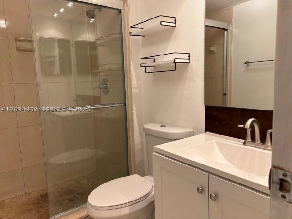 Bravura, 3301 N Country Club Dr #211, Aventura, Florida 33180, image 1