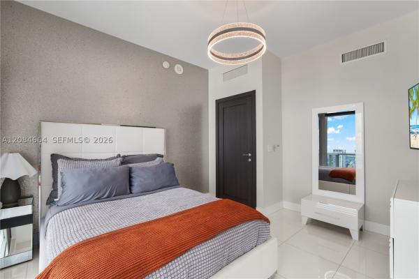 Vizcayne North, 244 Biscayne Blvd #4908, Miami, Florida 33132, image 1