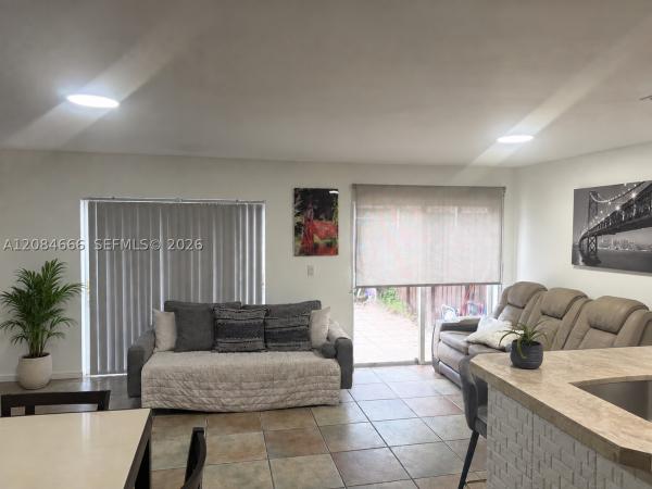 13917 SW 175th Ter, Unincorporated Dade County, Florida 33177, image 3