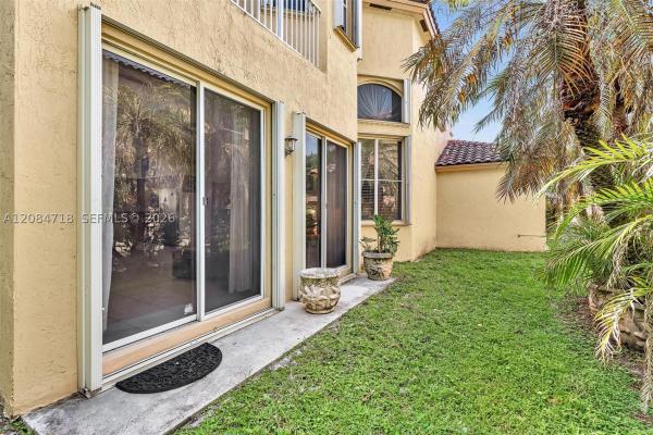 Escada At Vizcaya, 14044 SW 54th St, Miramar, Florida 33027, image 2