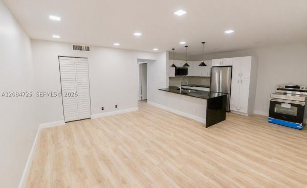 Village Green 4, 2100 Springdale Blvd #314, Palm Springs, Florida 33461, image 2