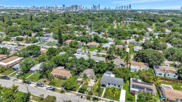 North Miami Beach No HOA, 15601 NE 15th Ave, North Miami Beach, Florida 33162, image 3