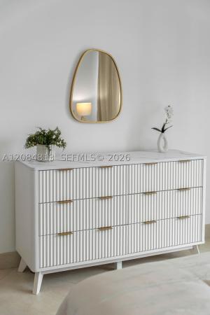 La Perla, 16699 Collins Ave #1710, Sunny Isles Beach, Florida 33160, image 2
