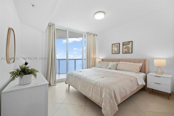 La Perla, 16699 Collins Ave #1710, Sunny Isles Beach, Florida 33160, image 3