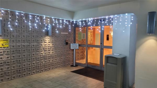 Triton Tower, 2899 Collins Ave #606, Miami Beach, Florida 33140, image 2