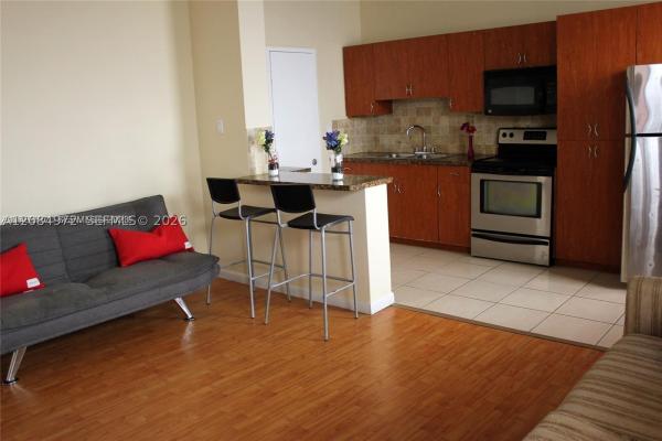 The Dove, 7920 Harding Ave #3, Miami Beach, Florida 33141, image 3