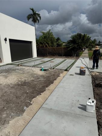 2920 SW 104th Ct, Unincorporated Dade County, Florida 33165, image 1