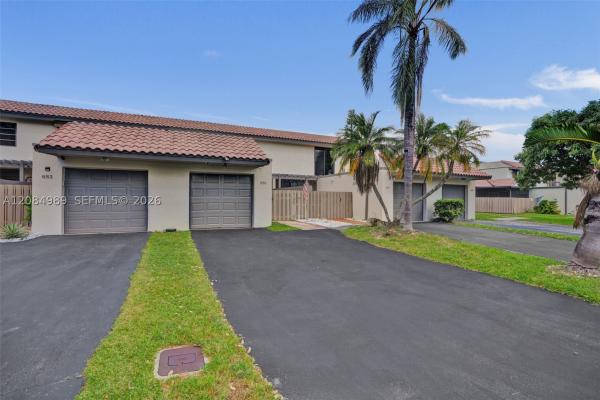 685 NE 206th Ter, Unincorporated Dade County, Florida 33179, image 1